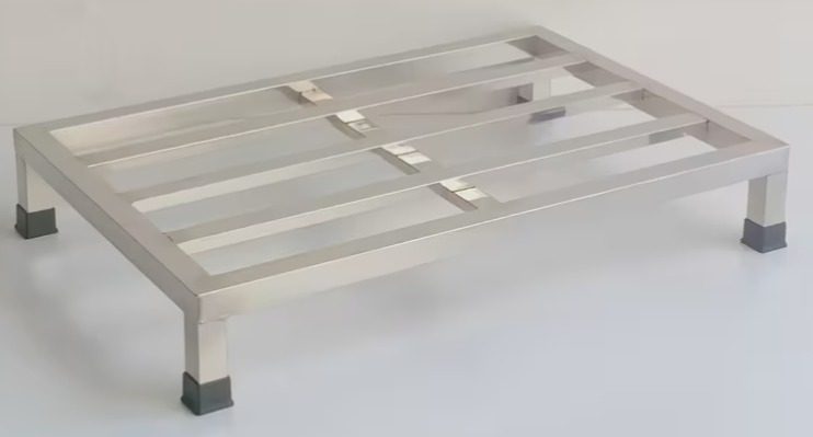 Miscellaneous Metal Work: mmw fabricated rack frame