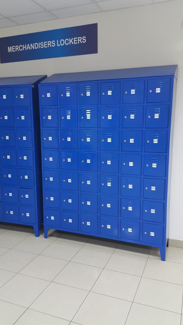 Staff locker and storage cabinet unit