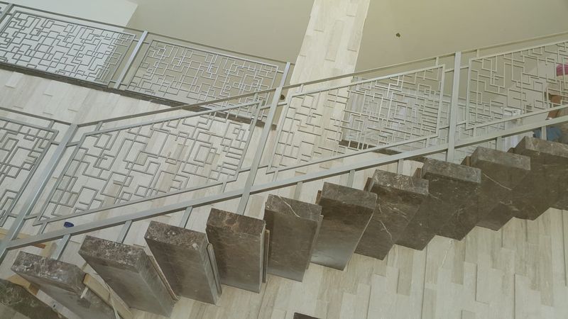Stair Case Type